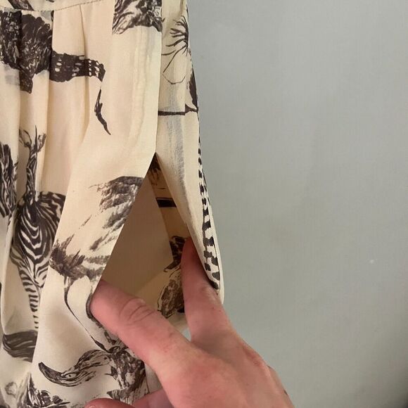 Madewell Womens Ivory Safari Silk Dress 4 Midi Sleeveless V-Neck Elephant Zebra - Picture 6 of 9